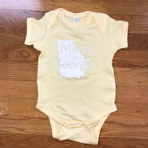 NWOT “Made in Georgia” baby onesie 💛